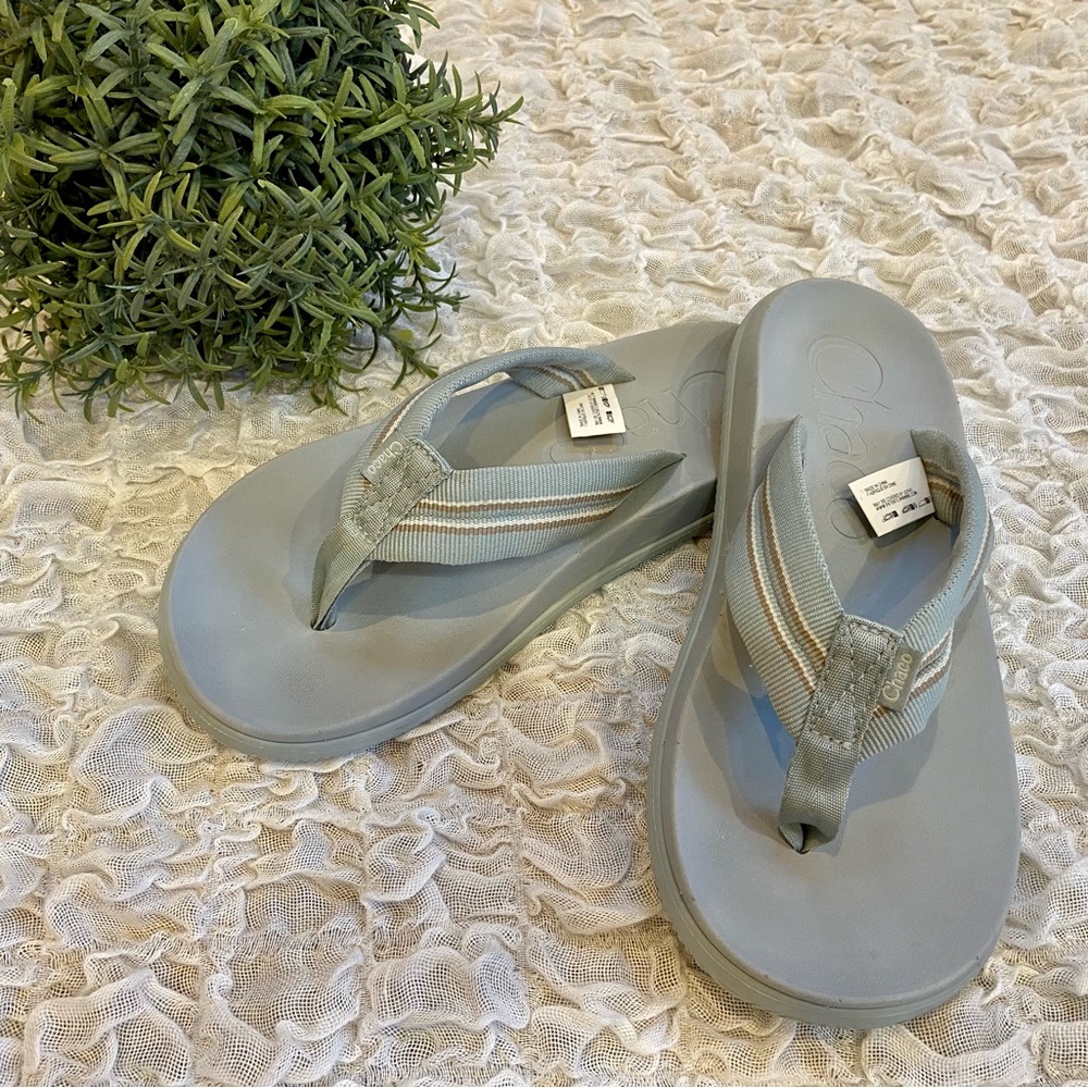 Chaco Chillos Flip Flop Sandals Beach Slides Arch Support Webbing Straps size 6